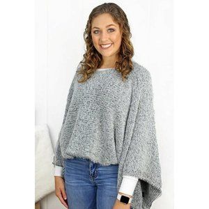 Woman's Poncho  LIB New York Short Canadian Chill